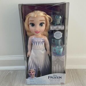 Frozen Disney Elsa Doll Toy : Brand New in original packaging